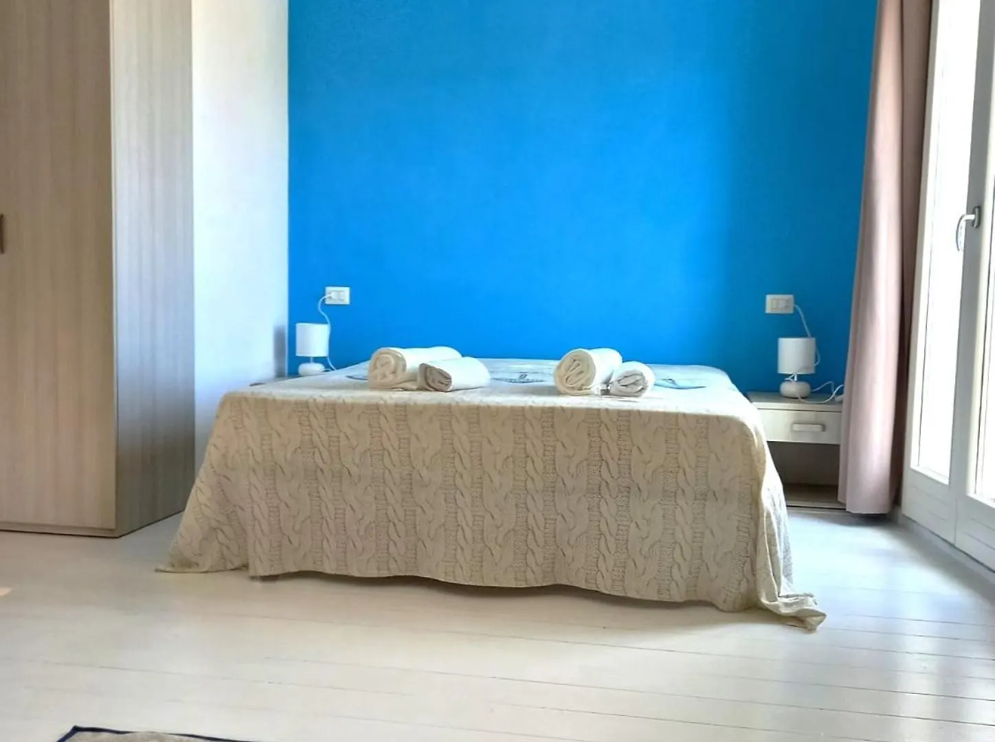 Affittimoderni Isola Rossa Borgo - Irul16公寓 0*, 罗萨岛 意大利